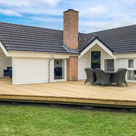 Prázdninový dům 3 Bedroom Beach Front Home In Aabenraa